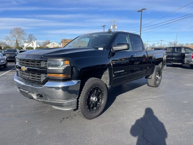 Used 2018 Chevrolet Silverado 1500 LT image 3