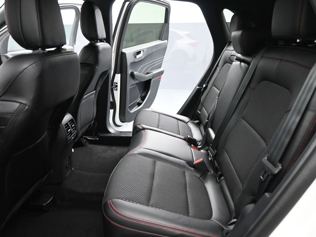 New 2025 Ford Escape ST-Line w/ Equipment Group 301A image 19