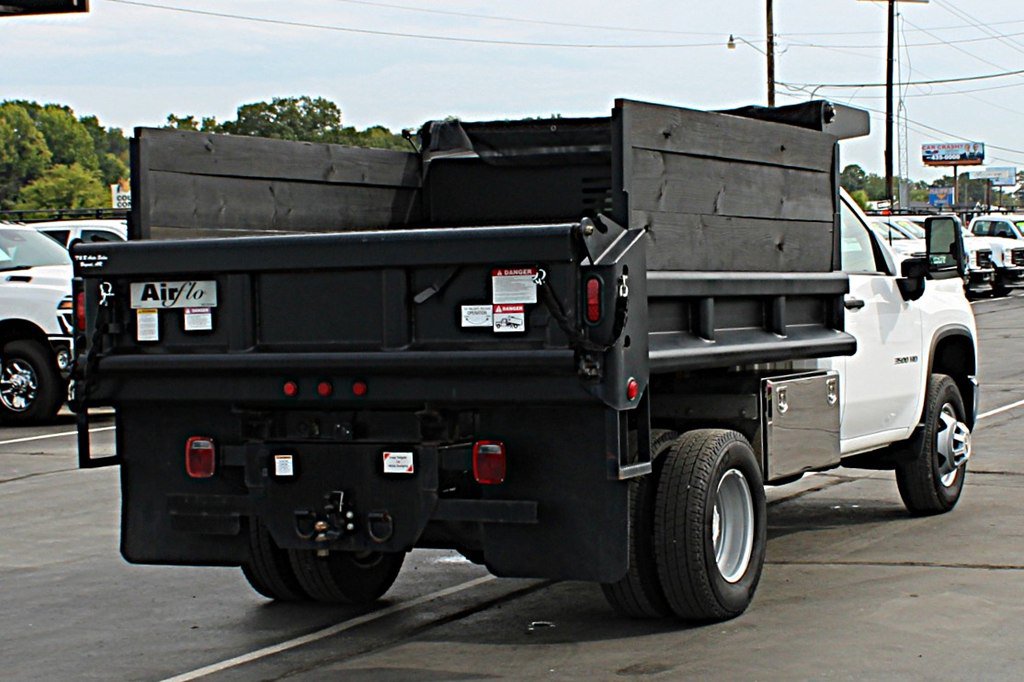Used 2024 Chevrolet Silverado 3500 W/T w/ WT Convenience Package AWD/4WD image 5