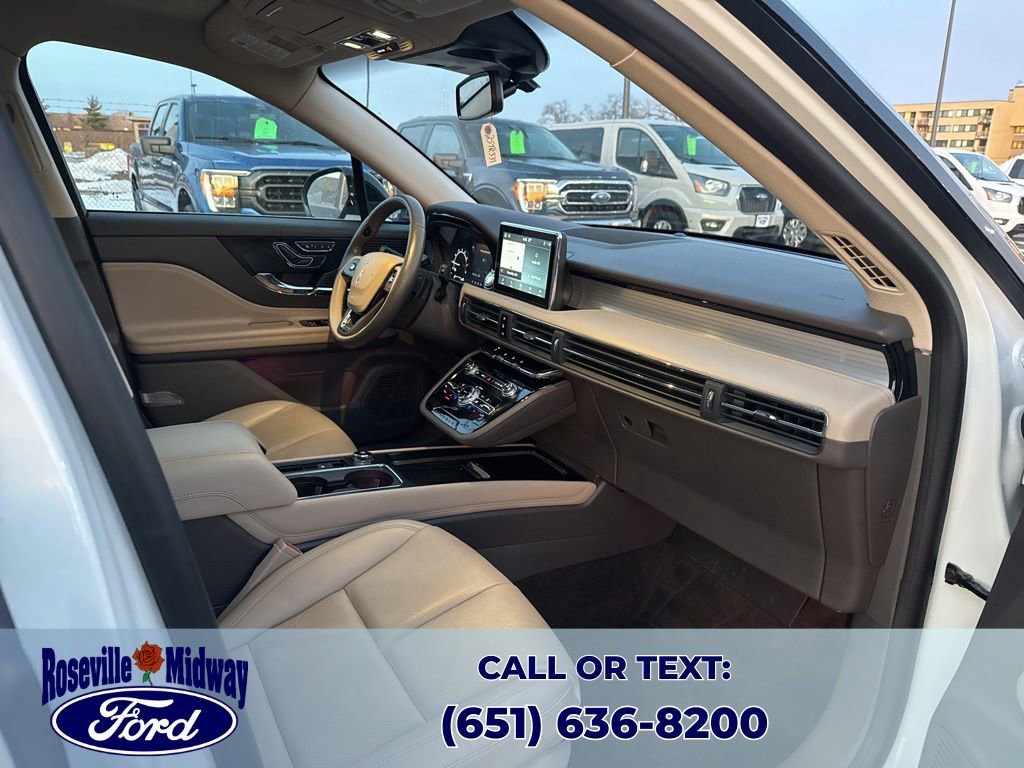 Used 2022 Lincoln Corsair AWD w/ Premium Package image 36