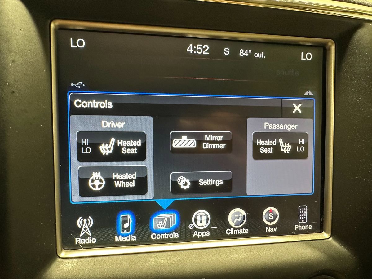Used 2016 Jeep Grand Cherokee Limited AWD/4WD image 40