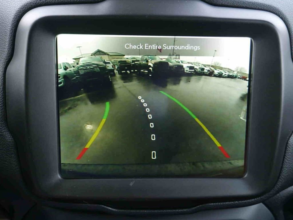 Used 2022 Jeep Renegade Latitude w/ Convenience Group image 33