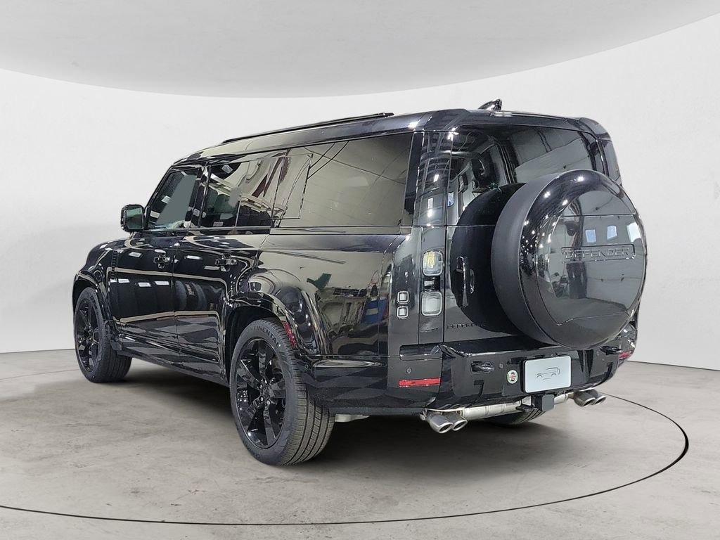 New 2026 Land Rover Defender 130 V8 image 3