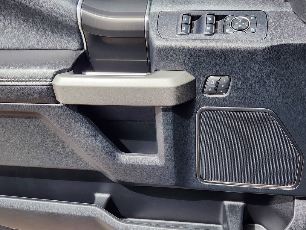 Used 2019 Ford F150 Raptor w/ Equipment Group 802A Luxury AWD/4WD image 13