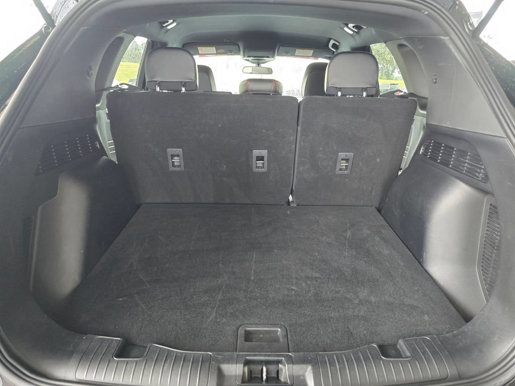 Used 2025 Ford Escape ST-Line AWD/4WD image 16
