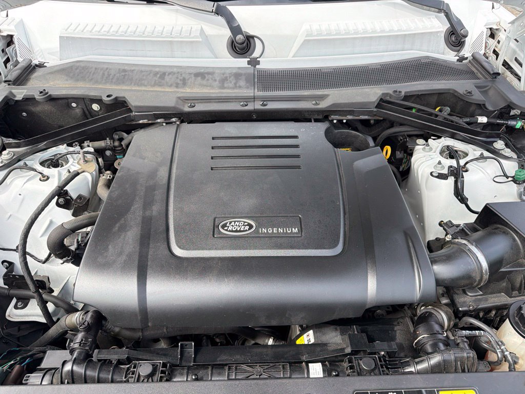 Used 2021 Land Rover Defender 90 S AWD/4WD image 21