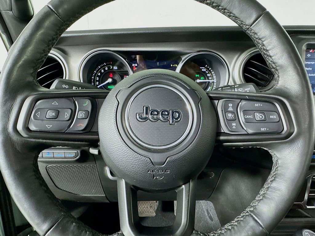 Used 2023 Jeep Wrangler Unlimited w/ Safety Group AWD/4WD image 43