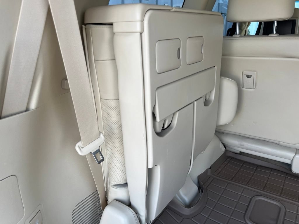 Used 2014 Lexus LX 570 4WD w/ Luxury Package image 42