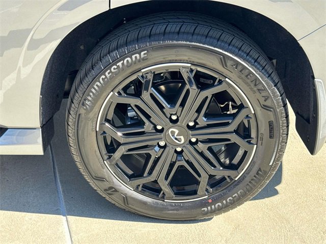 New 2026 INFINITI QX80 4WD w/ Sport Exterior Package image 28