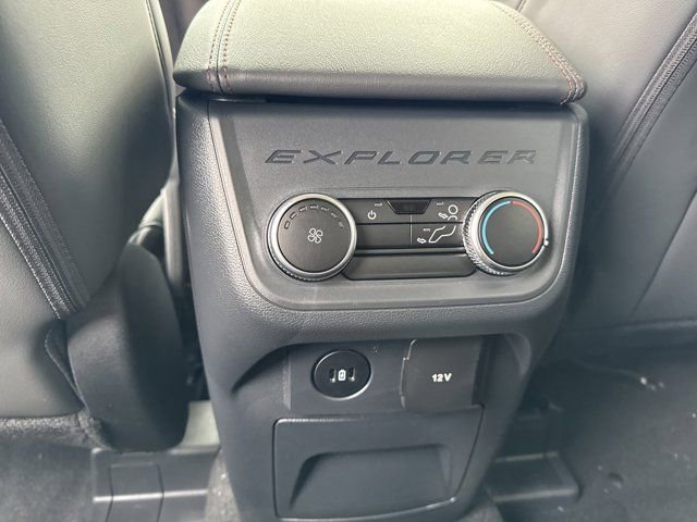 New 2026 Ford Explorer Active w/ Active Comfort Package image 32