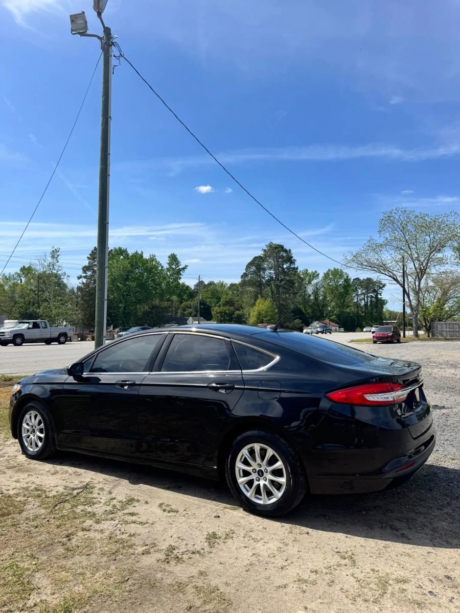 Used 2017 Ford Fusion S FWD image 6