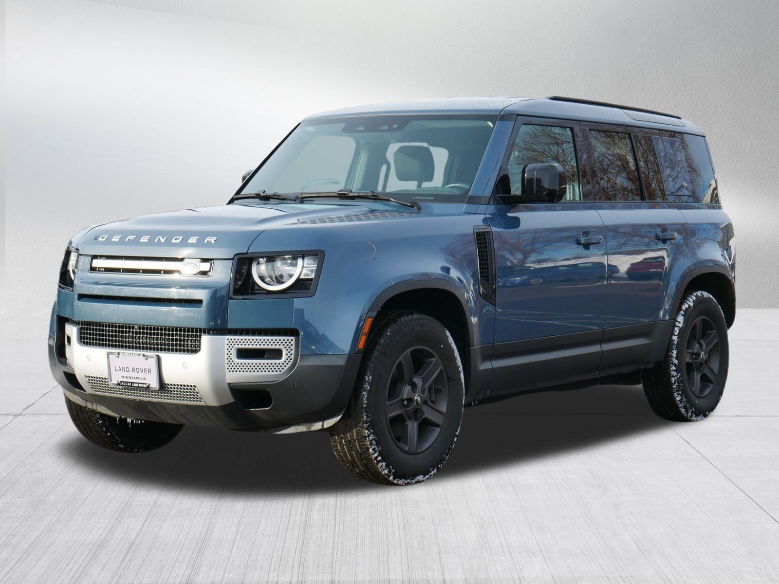 Used 2022 Land Rover Defender 110 image 1