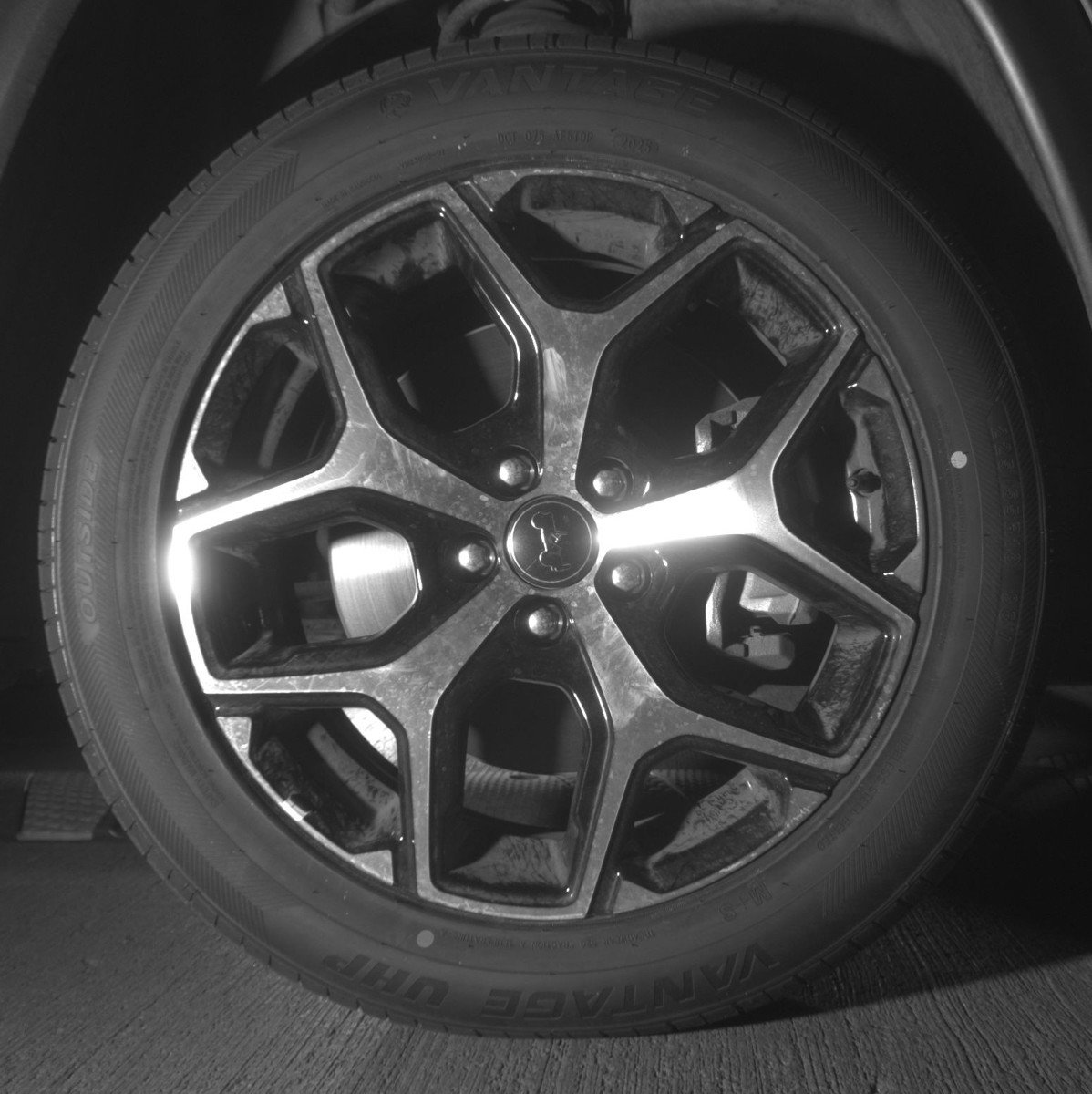 Used 2025 Jeep Compass Limited image 13