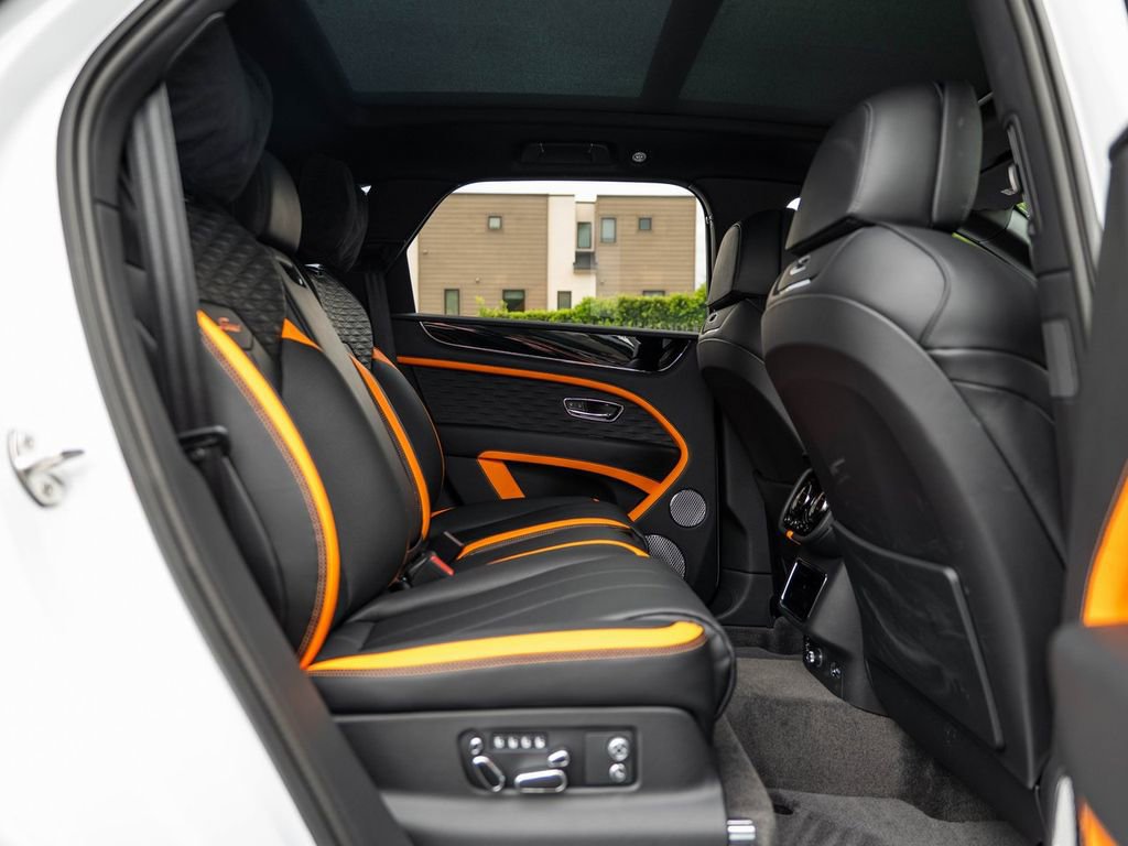 New 2026 Bentley Bentayga Speed AWD/4WD image 34