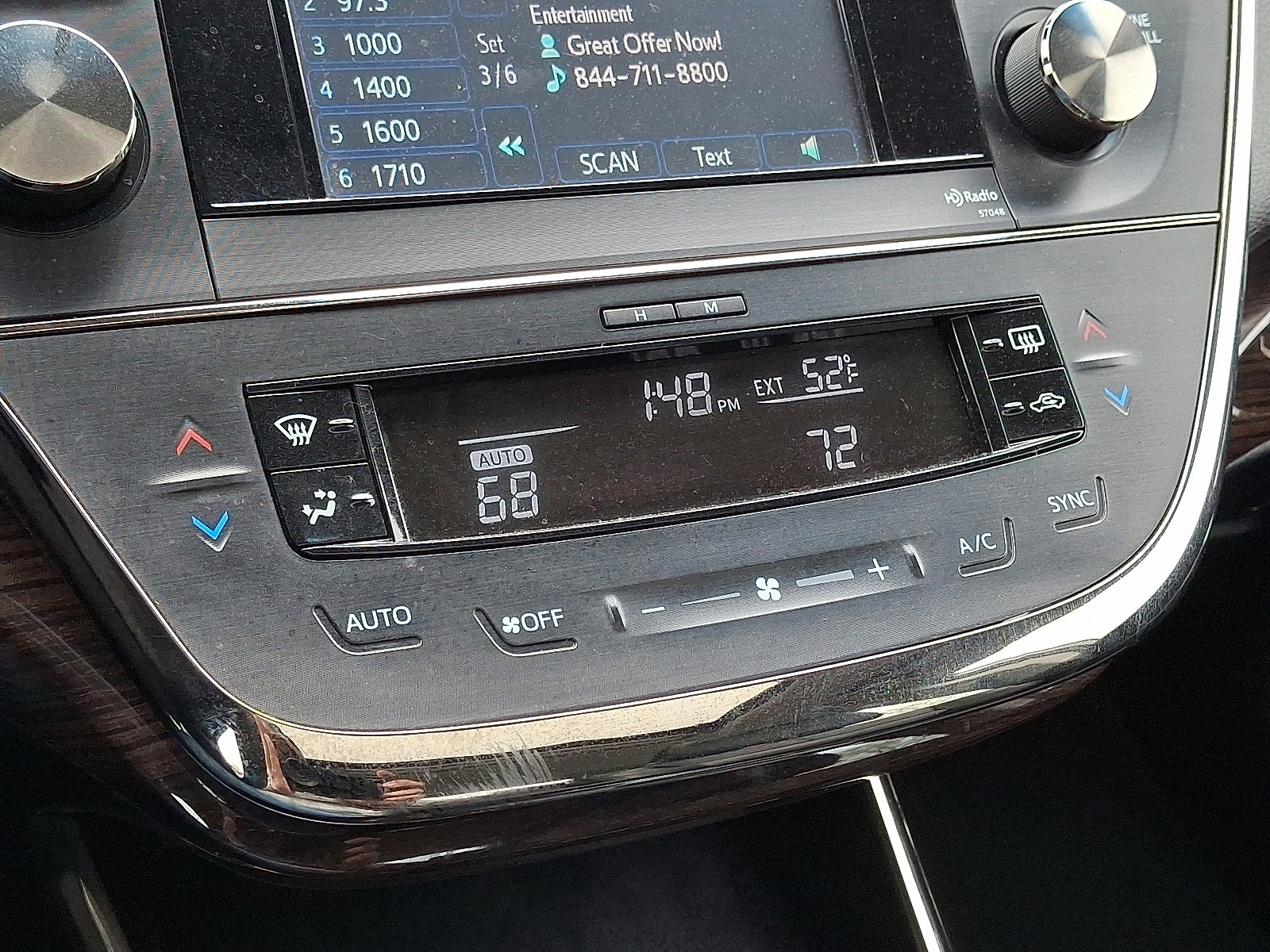 Used 2014 Toyota Avalon XLE Premium image 17