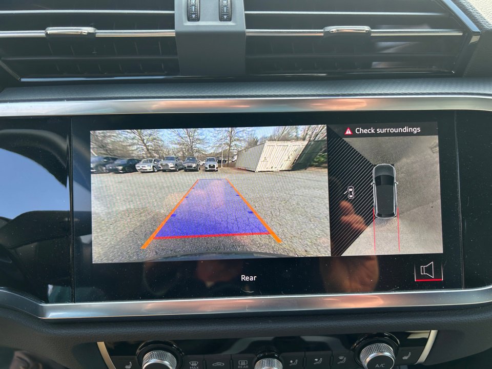 Certified 2024 Audi Q3 2.0T Premium Plus image 19