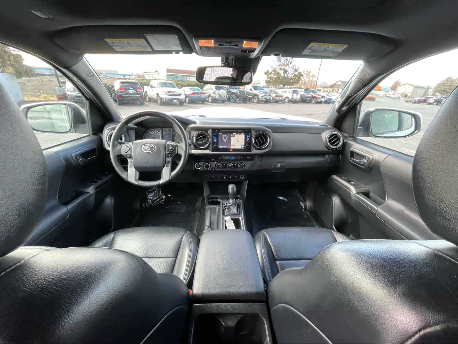 Used 2019 Toyota Tacoma TRD Sport image 12