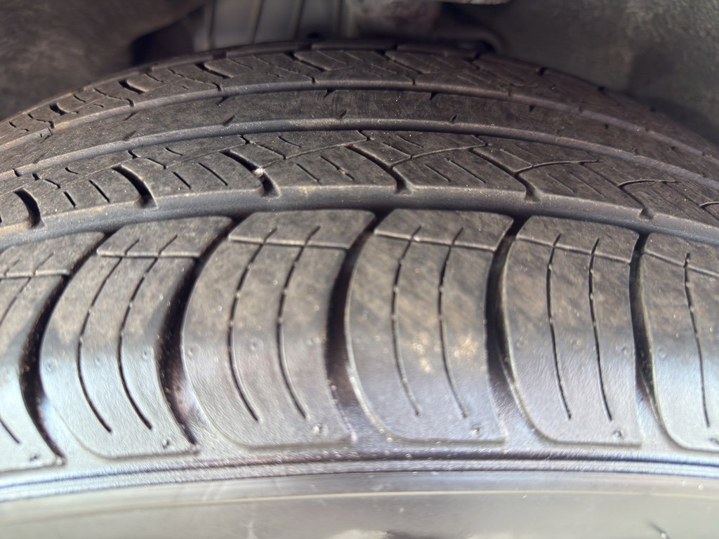 Used 2022 Ford Explorer XLT w/ Equipment Group 202A image 15