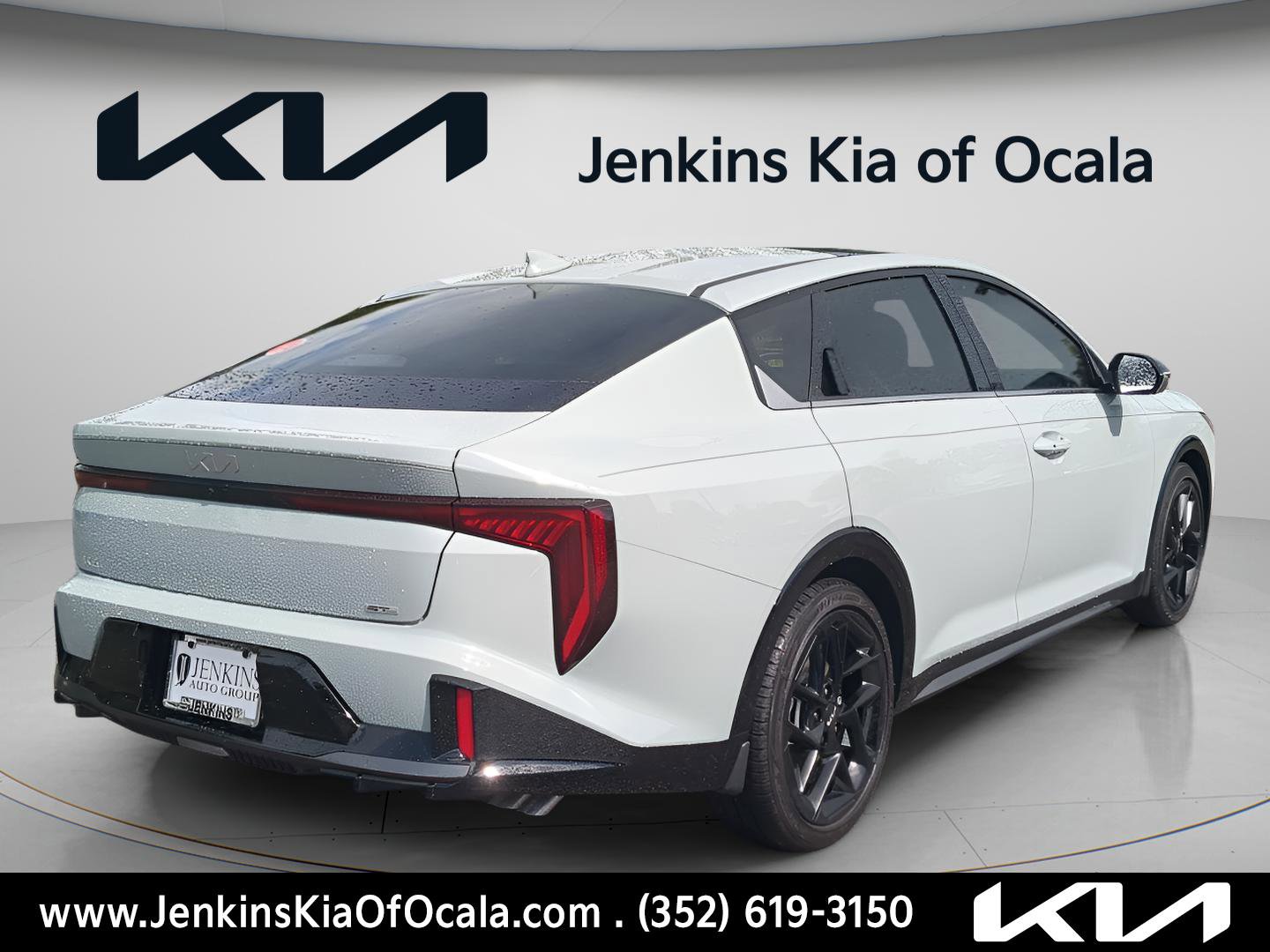 Used 2025 Kia K4 GT-Line Turbo image 3