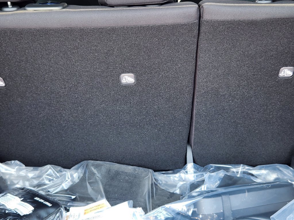 New 2026 Nissan Leaf w/ Floor Mat Package (S+) FWD image 16
