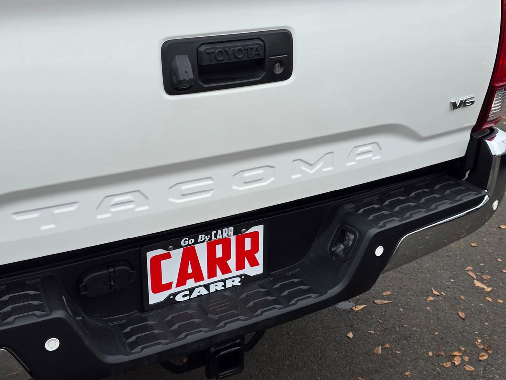 Used 2022 Toyota Tacoma SR5 image 16