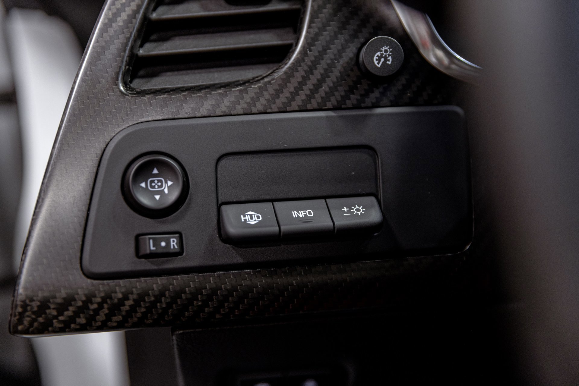 Used 2016 Chevrolet Corvette Z06 w/ 3LZ Preferred Equipment Group image 24