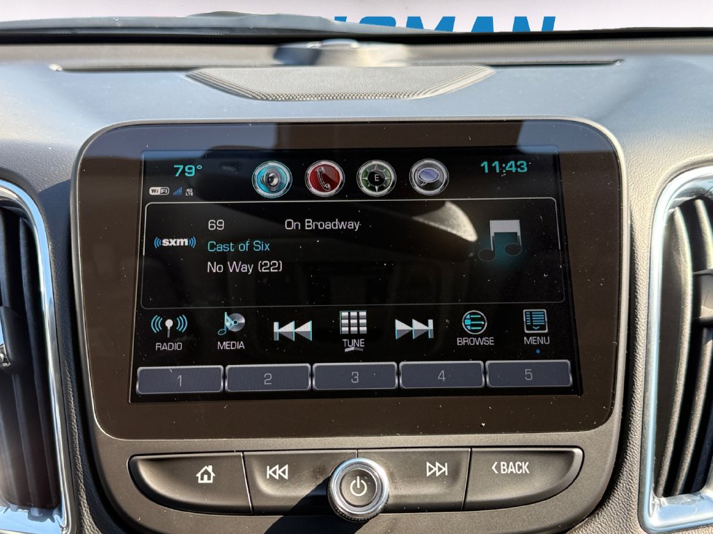 Used 2018 Chevrolet Malibu Premier w/ Premier Sun and Wheel Package FWD image 14