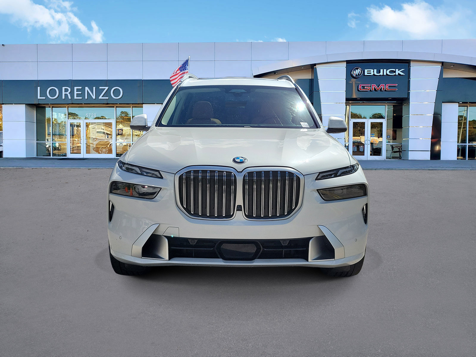 Used 2024 BMW X7 xDrive40i AWD/4WD image 2