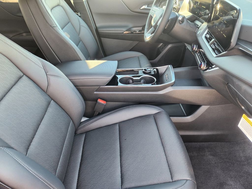 New 2026 Chevrolet Equinox LT w/ Convenience Package II image 15