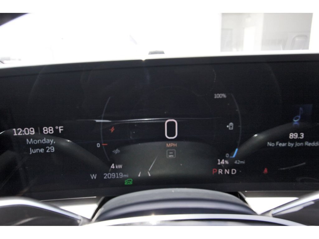 Used 2024 Cadillac Lyriq Luxury w/ LPO, Floor Liner Package AWD/4WD image 13