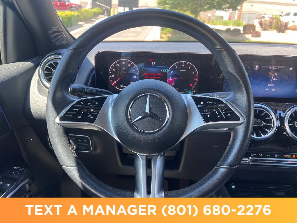 Used 2025 Mercedes-Benz GLB 250 4MATIC image 14
