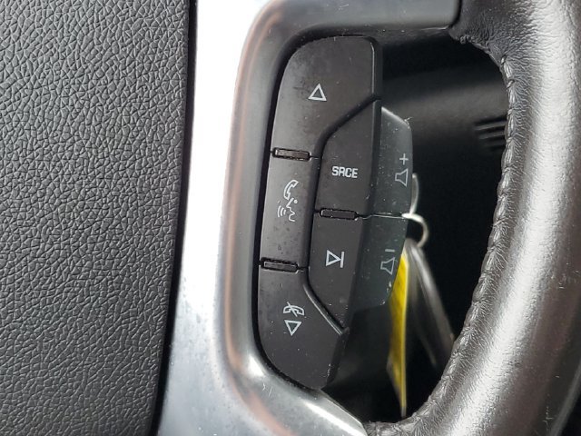 Used 2015 Chevrolet Traverse LT w/ Style and Technology Package FWD image 13