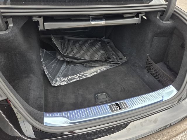 Used 2025 Mercedes-Benz S 580 4MATIC Sedan image 15