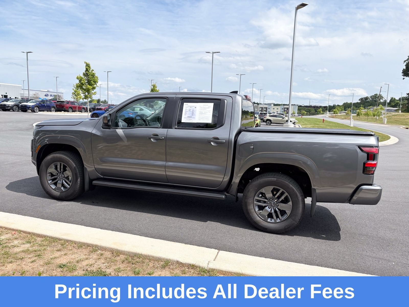 Used 2025 Nissan Frontier SV AWD/4WD image 5