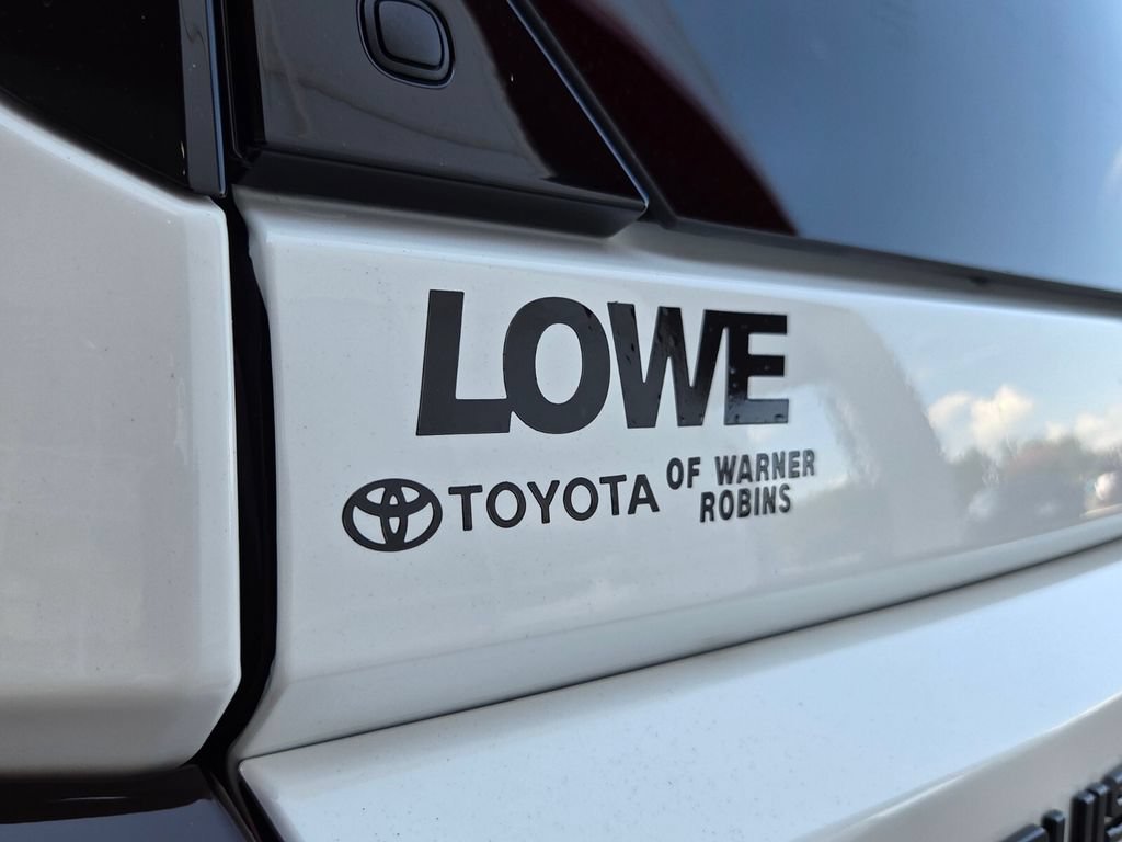 New 2027 Toyota Land Cruiser w/ Premium Package AWD/4WD image 10