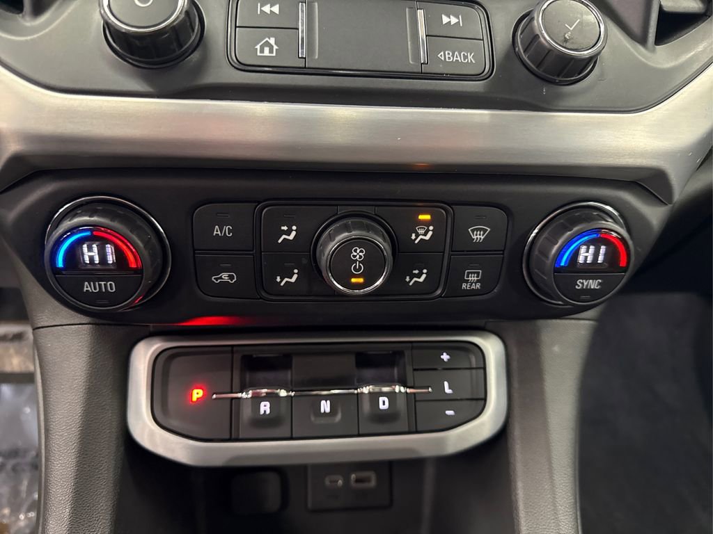 Used 2021 GMC Acadia SLE w/ Driver Convenience Package image 30