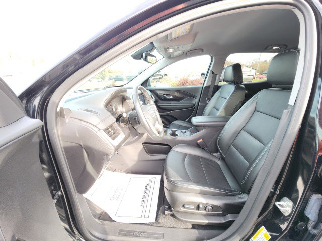 Used 2024 GMC Terrain SLT image 29