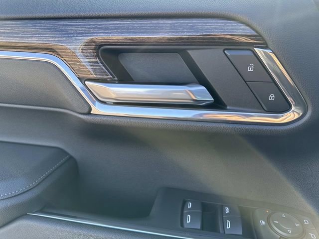 Used 2023 GMC Sierra 1500 Elevation image 23