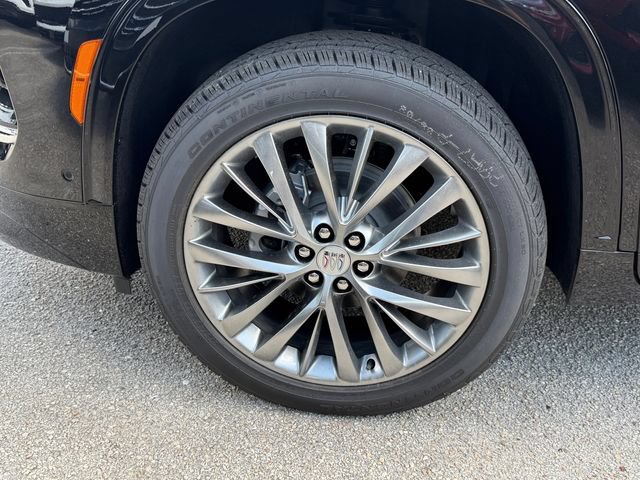 New 2026 Buick Enclave Avenir w/ Super Cruise Package FWD image 11