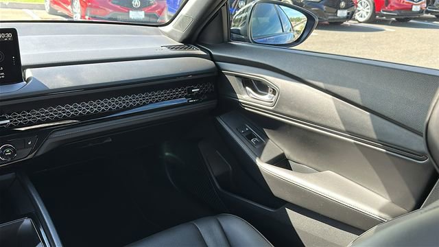 Used 2025 Honda Accord Sport image 25