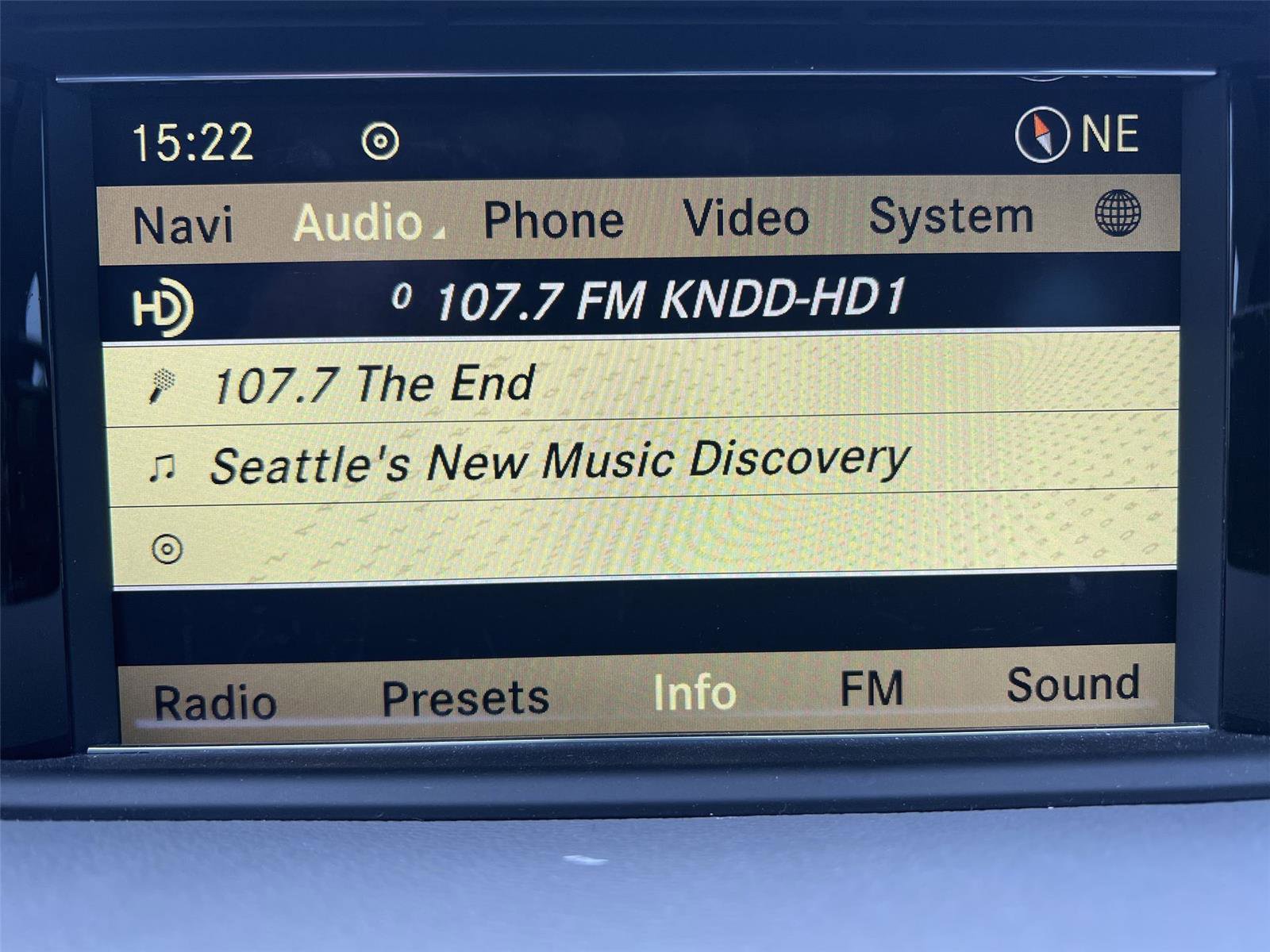 Used 2012 Mercedes-Benz E 350 Sedan image 16