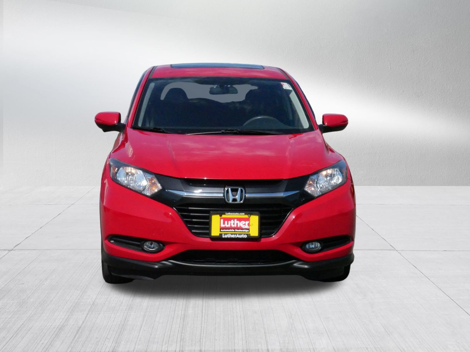 Used 2018 Honda HR-V EX image 2