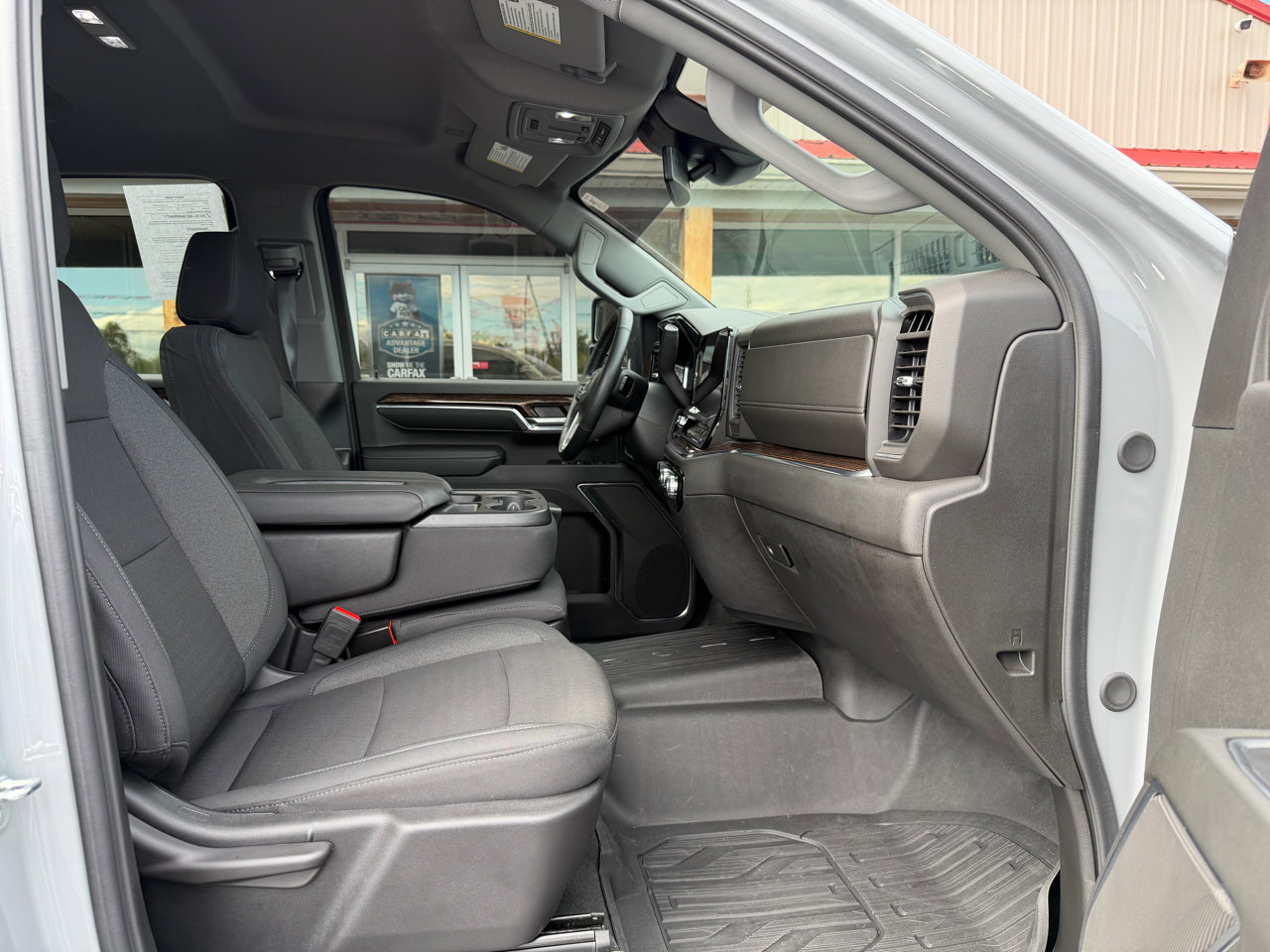 Used 2024 GMC Sierra 2500 SLE w/ SLE Value Package; image 24