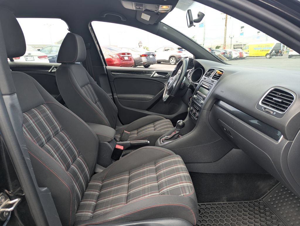 Used 2014 Volkswagen GTI Wolfsburg Edition FWD image 31