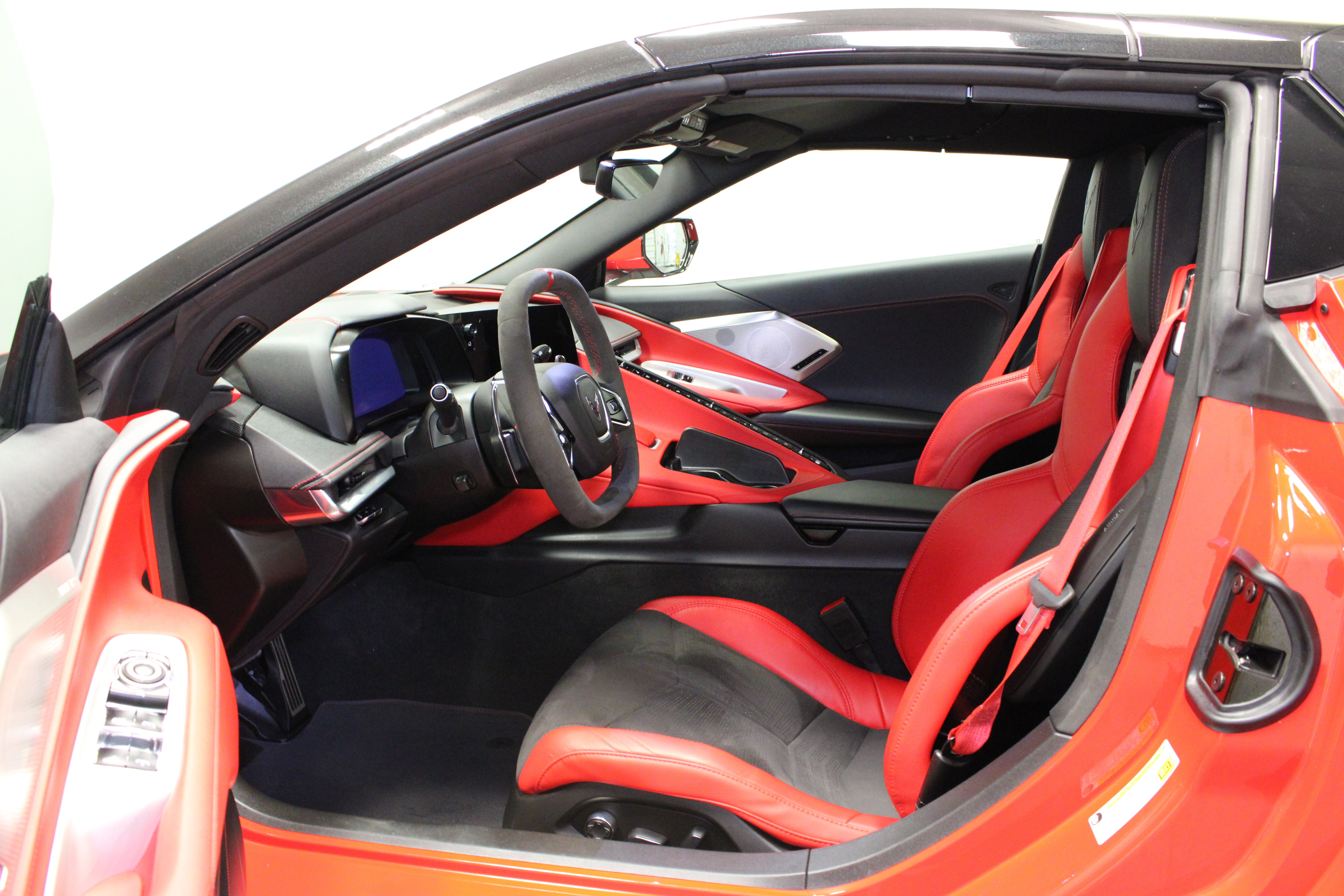 Used 2024 Chevrolet Corvette Stingray Preferred Conv RWD image 15