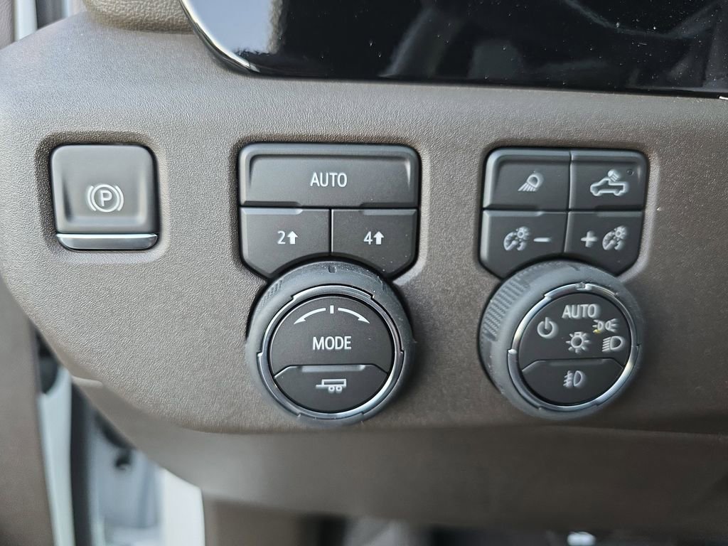 New 2026 Chevrolet Silverado 1500 LTZ w/ LTZ Convenience Package II image 27