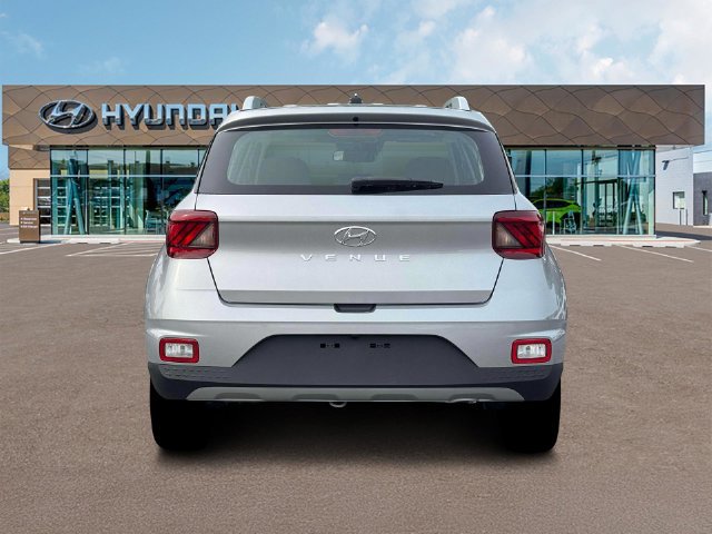 New 2026 Hyundai Venue SEL FWD image 6