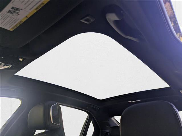 New 2025 BMW 750e xDrive w/ Premium Package image 15