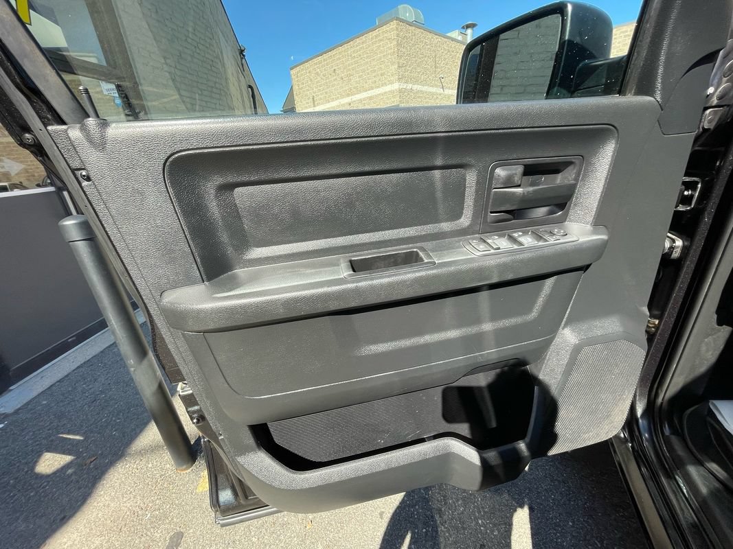 Used 2016 RAM 1500 Express w/ Black Ram 1500 Express Group AWD/4WD image 11