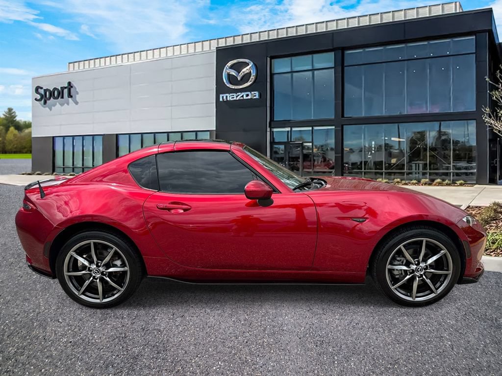 Used 2022 MAZDA MX-5 Miata RF Grand Touring w/ Appearance Package RWD image 2
